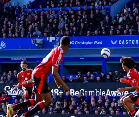 曼联绝杀利物浦足总杯四强晋级-开云在线入口