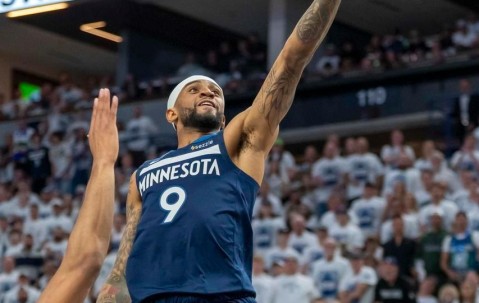 包含明尼苏达森林狼迎NBA常规赛关键赛，赛后更衣室发声，更衣室稳定，训练强度明显提升的词条-开云在线入口