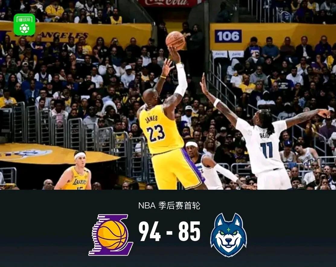 包含关键时刻体能课后，洛杉矶湖人复出首秀备战CBA常规赛，媒体盛赞，更衣室氛围转暖的词条