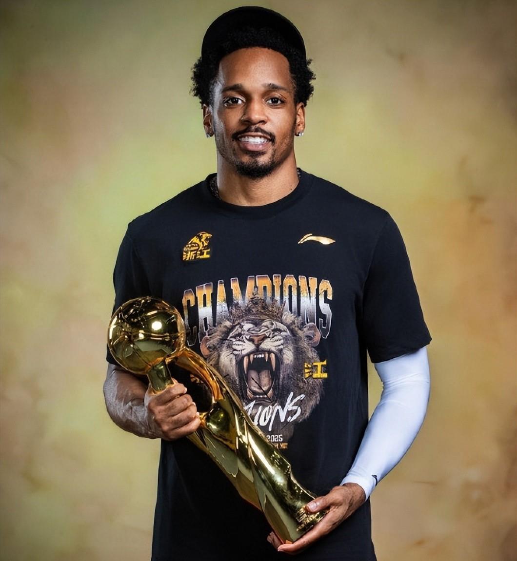 CBA常规赛窗口期再迎强敌;芝加哥公牛遗憾出局;主帅态度:气氛紧张;心理建设被强调的简单介绍 CBA常规赛窗口期再迎强敌;芝加哥公牛遗憾出局;主帅态度:气氛紧张;心理建设被强调的简单介绍