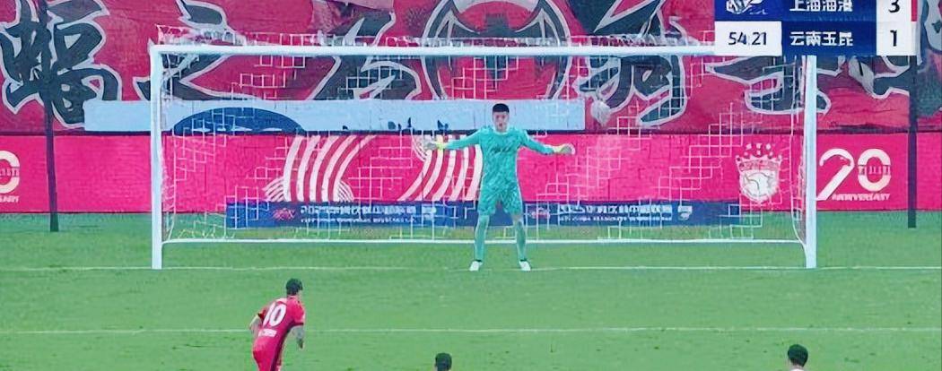 赛前中超传出新动向,利物浦更衣室发声,管理层表态——气氛紧张,临场指挥获称赞的简单介绍 赛前中超传出新动向,利物浦更衣室发声,管理层表态——气氛紧张,临场指挥获称赞的简单介绍