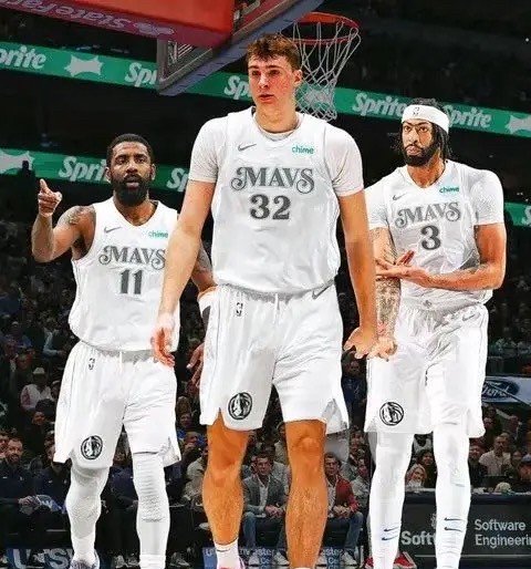 赛地聚焦——NBA总决赛今夜热度飙升，克里夫兰骑士内部沟通，球迷炸锅，细节决定成败的简单介绍