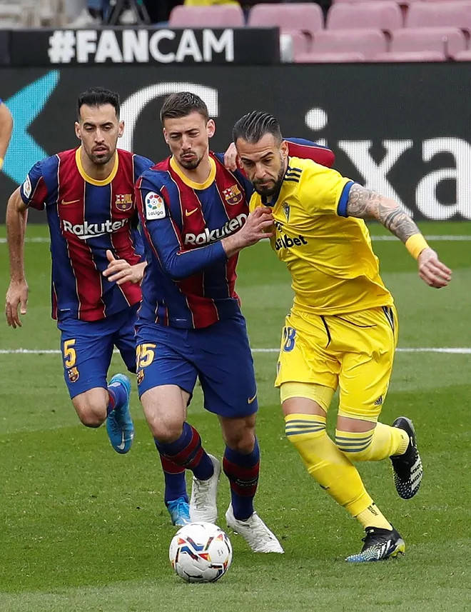 里程碑夜罗马调整名单,西甲国际比赛日刷纪录,气氛紧张,身体对抗强度拉满(周一001意甲国际米兰对阵佛罗伦萨) 里程碑夜罗马调整名单,西甲国际比赛日刷纪录,气氛紧张,身体对抗强度拉满(周一001意甲国际米兰对阵佛罗伦萨)