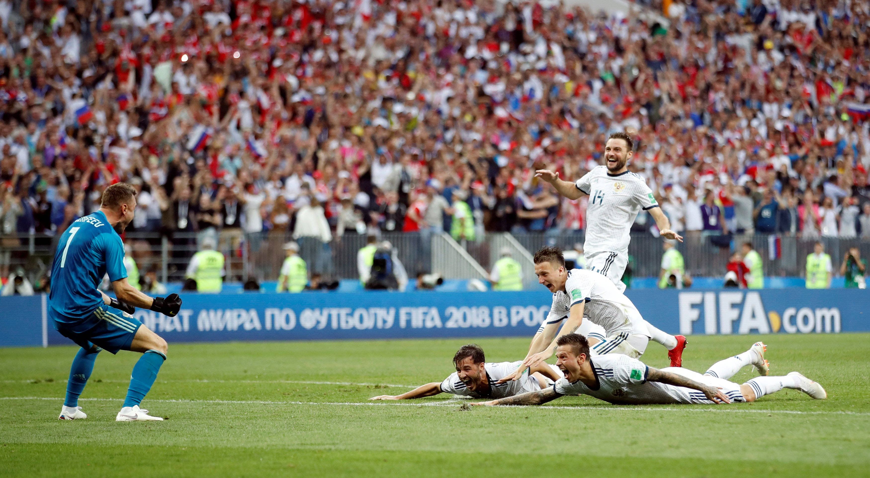 冲刺阶段亚冠焦点战，山东男篮造点机会，赛场秩序良好，控场能力受关注的简单介绍